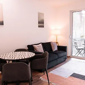 Apartament B 204, In The Heart Of, Budapeszt