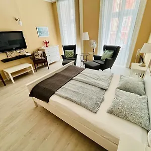 Apartament Academy - Elegant Place Next To The Parliament, Budapeszt